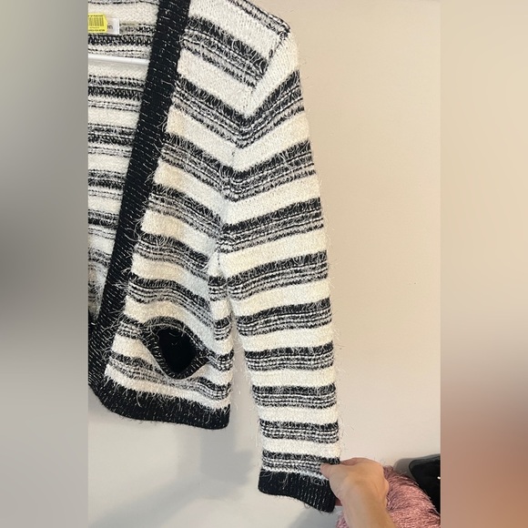 FINAL PRICE New without tags Calvin Klein Cardigan - Picture 5 of 9